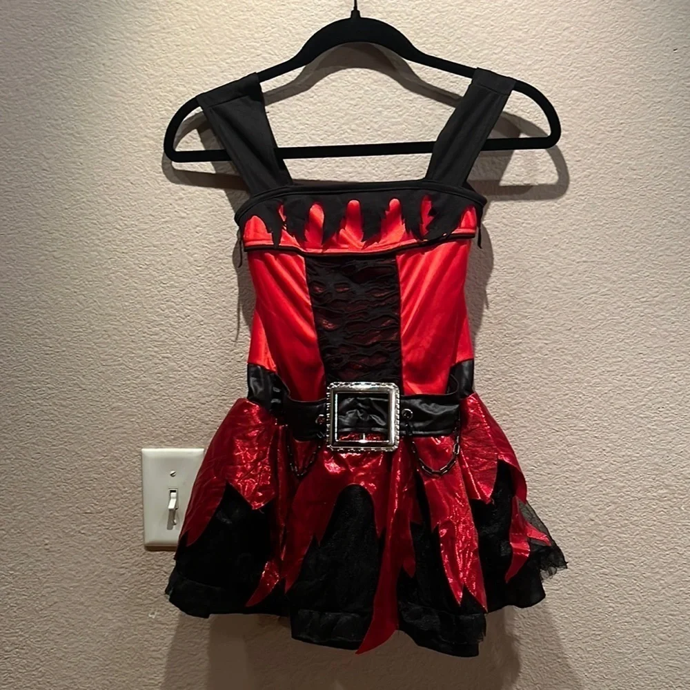 Child Medium Girls Devil Pirate Dress Costume